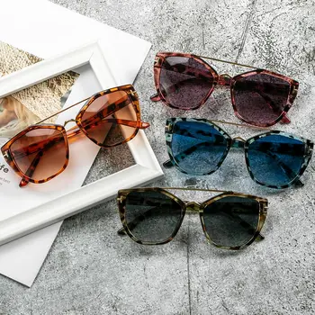 2021 naujas mados moteriški akiniai nuo saulės tarptautinės prabangių prekės dizaineris tendencija aikštė akiniai nuo saulės moterų retro spalvinga akiniai